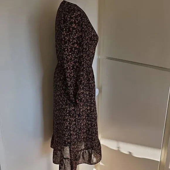 Old Navy black/gold/red faux wrap dress, nwt, s - Picture 6 of 9